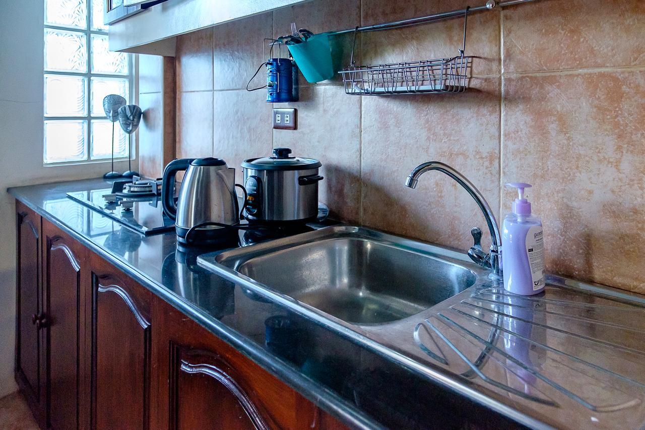 Ayo Homtel Hostel Мактан Екстериор снимка